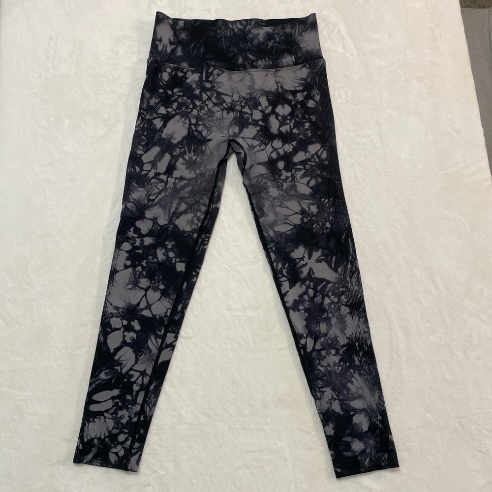 Amazon Black and Gray Tie-Dye Leggings